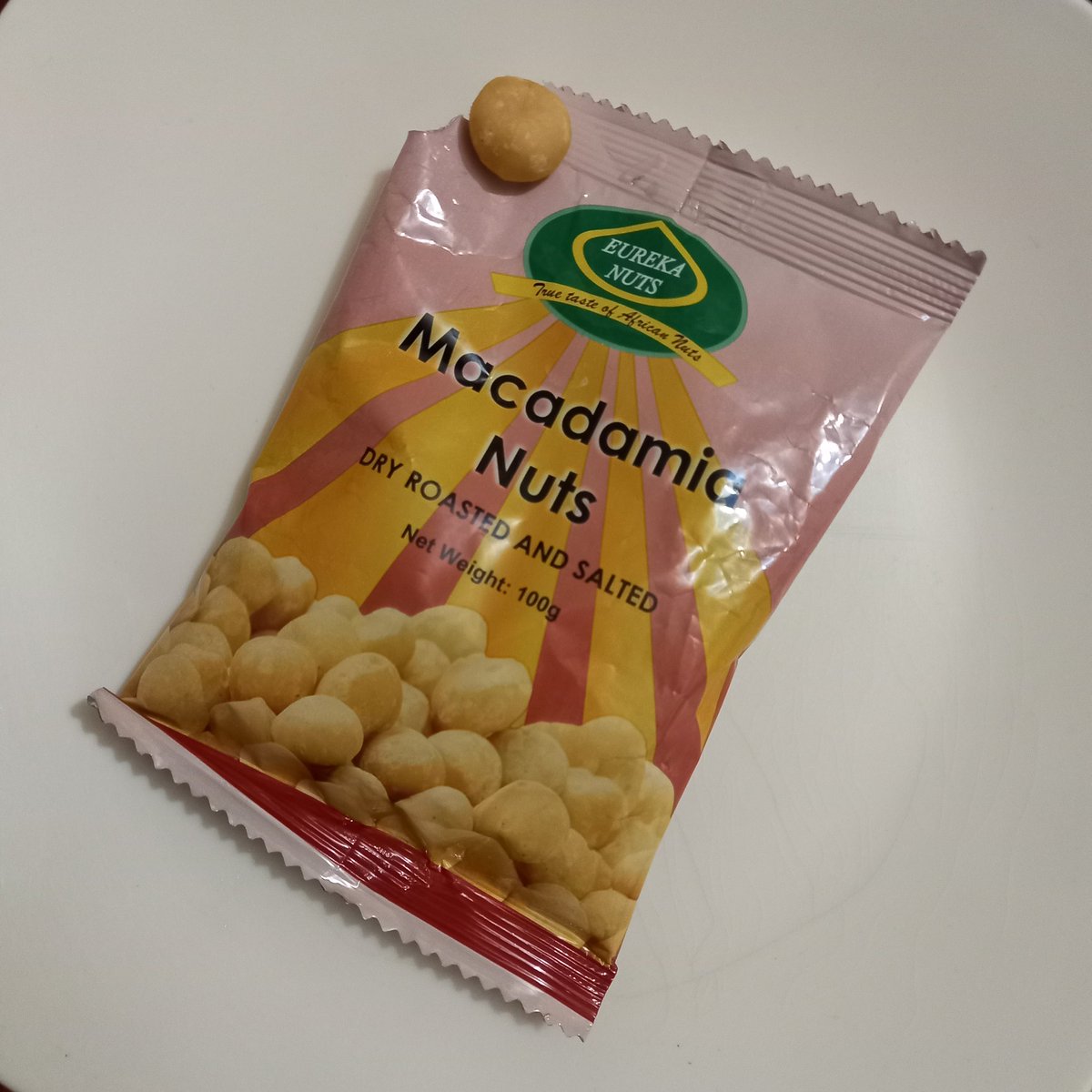 Eureka Macadamia Nut 154G